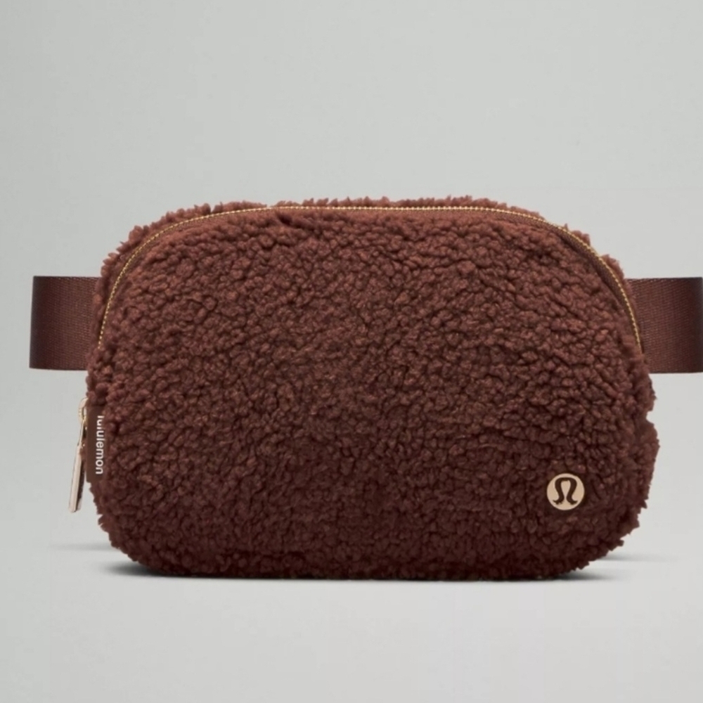 BNWT Sealed Package Lululemon Everywhere Belt Bag Large 2L Sherpa Brown Earth